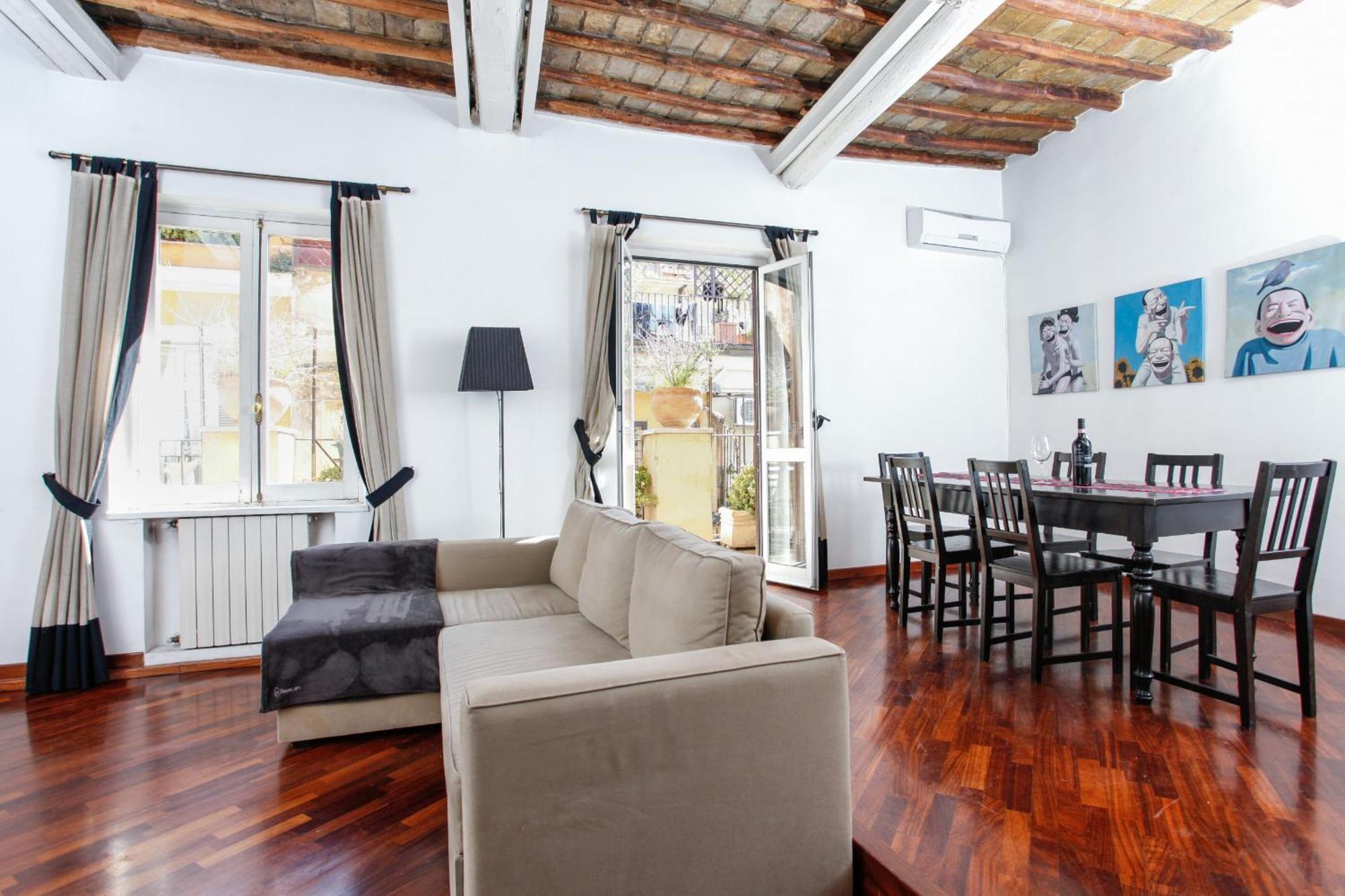 Apartamento Above Pantheon Roof